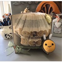 Honigbiene, Zu Meinem Valentin, Buchkunst, Veränderte Buchkunst von FoldedBookArtOnEtsy