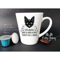 Katzen Bücher Und Kaffee, Personalisierte Kaffeetasse, Tasse Im Latte Stil, Tasse, Katzenliebhaber, Buchliebhaber, Schwarze Katzenmama von FolkyDokeyStudio