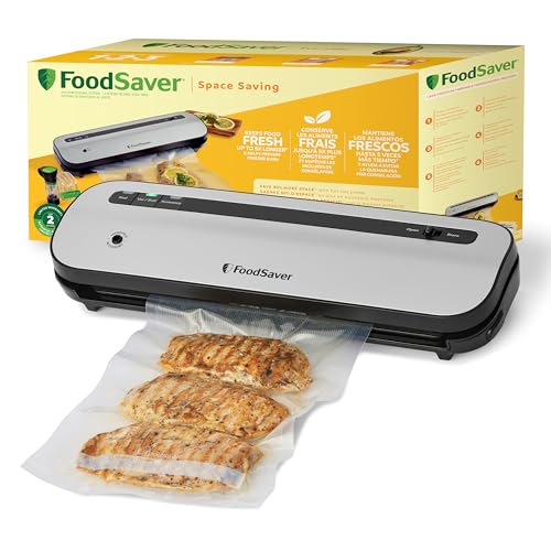 FoodSaver Space Saving Vacuum Sealer Machine | hält Essen bis zu 5-mal länger frisch* | spart 50 % mehr Platz ein** | 1 Rolle (28 cm x 2,43 m), 2 Siegelbeutel (0,94 L), 2 Zippbeutel (0,94 L) | VS1290X von FoodSaver