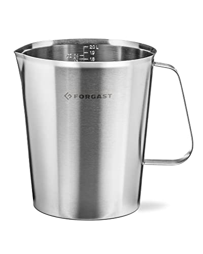 Forgast Edelstahl Krug mit Messbecher | 2L Liter | Metallkrug | Milchkanne | für Milch, Wasser, Limonade, Cocktails und Saft von Forgast