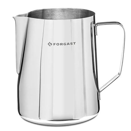 Forgast Milchkännchen aus Edelstahl | 1l | Milchschaumkännchen | Hochglanz Poliert | Barista Milchkanne | zum Milchaufschäumen für Milch Pitcher, Cappuccino, Espresso, Latte Art, Macchiato von Forgast