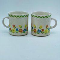 Set Aus Zwei Brendan Erin Stone Irish Spring Tassen von ForgetMeNotsCA