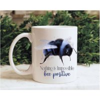 Bee Positive Tasse, Motivierende Becher, Positiveity Geschenk Set, Tasse Und Untersetzer Set von Forgetmeknotwales