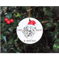 Personalisierte Hundekugel, Weihnachtsmann Pfoten Weihnachtsbaumdekoration, Haustier Weihnachtskugel, Personalisierte Hundeverzierung, Mops von Forgetmeknotwales