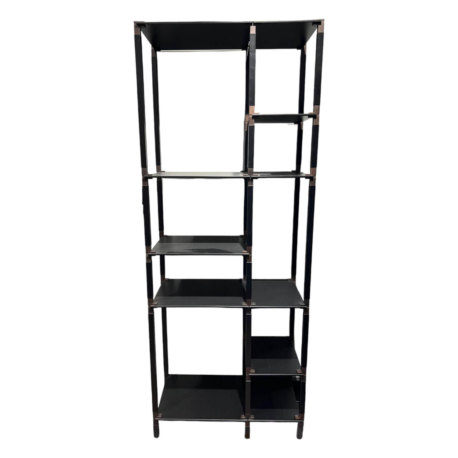Regal T-Rack Ausführung C Gestänge Schwarz Konnektoren Kupfer Sunset Stahlböden ... Regal T-Rack Ausführung C Gestänge Schwarz Konnektoren Kupfer Sunset Stahlböden ... von Form Exclusiv