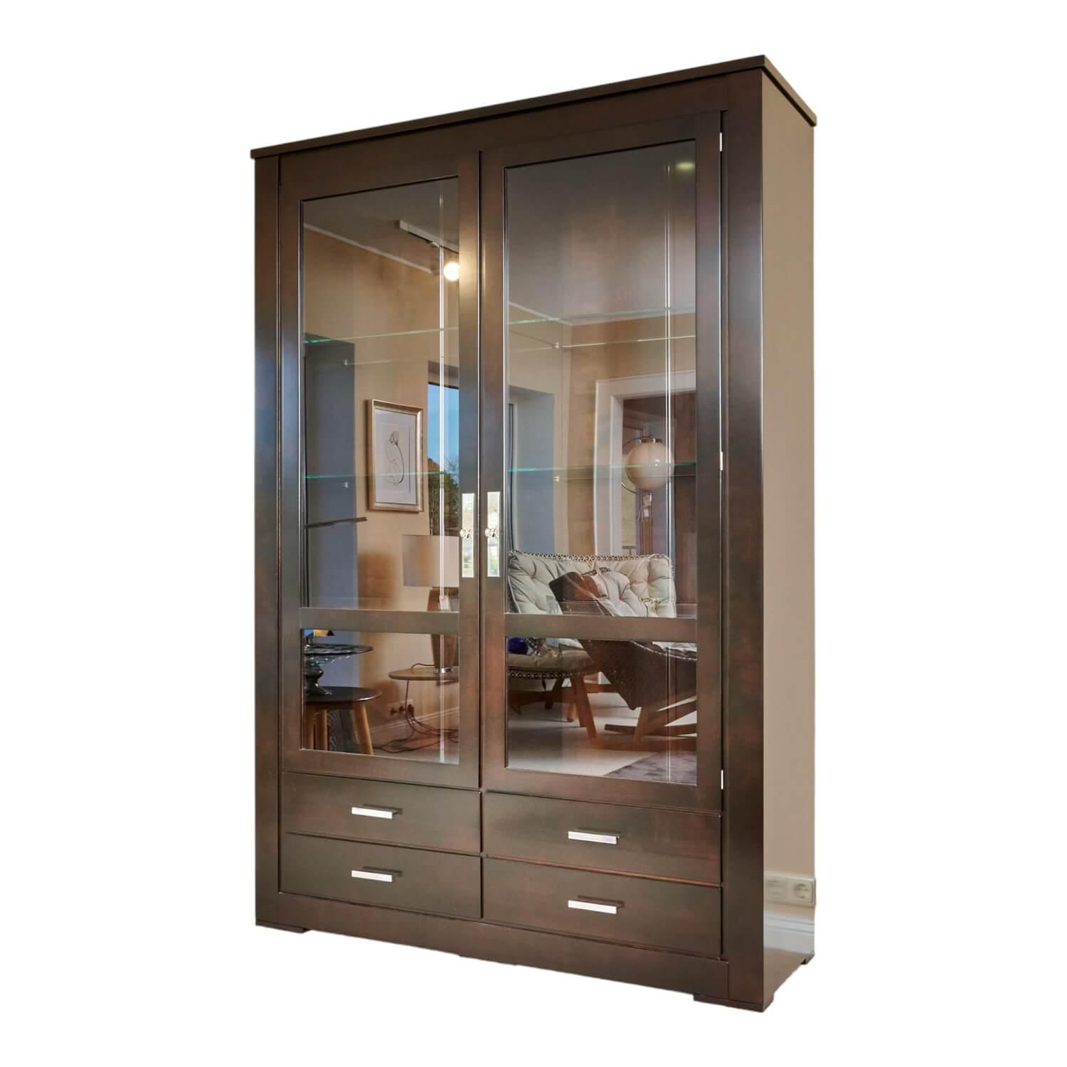 Vitrine Bordeaux Kirschbaum Nero Inklusive Beleuchtung, 4 Schubladen Und 6 Glasb... Vitrine Bordeaux Kirschbaum Nero Inklusive Beleuchtung, 4 Schubladen Und 6 Glasb... von Form Exclusiv