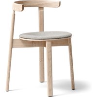 Form & Refine - Lunar Stuhl, Eiche weiß geölt / braun (Hallingdal 65) von Form & Refine