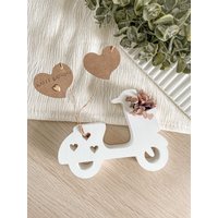 Silikonform/Gießform Roller Vespa Mit Löcher Für Trockenblumen Freistehend Raysin Silikonform/Gießform Roller Vespa Mit Löcher Für Trockenblumen Freistehend Raysin von Formenvielfalt