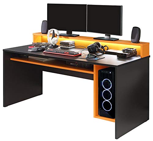 FORTE TEZAUR Gaming Schreibtisch mit LED Beleuchtung, Holzwerkstoff, Schwarz matt kombiniert mit Orange, 94 x 160 x 69 cm von Forte