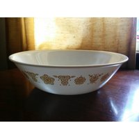 8" Runde Schmetterling Gold Gemüse Schüssel Von Corning Corelle von ForwardMotionDesigns