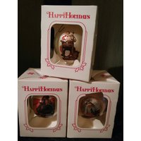 Satz Von 3 Americo Inc. Ornamente in Originalverpackung von ForwardMotionDesigns