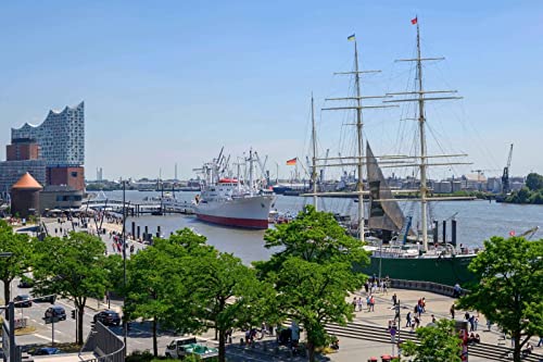 Leinwandbild - Fotomotiv: "Das Museumsschiff Rickmer Rickmers, die Cap San Diego und die Hamburger Elbphilharmonie" - Fotos / Bilder / Wandbilder / Souvenirs, Größen Name: 120 x 80 cm Leinwandbild - Fotomotiv: "Das Museumsschiff Rickmer Rickmers, die Cap San Diego und die Hamburger Elbphilharmonie" - Fotos / Bilder / Wandbilder / Souvenirs, Größen Name: 120 x 80 cm von Fotografie Torsten Ackermann