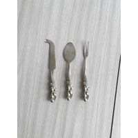Antikes Käsebesteck, Versilbertes Metall, Silea France, Raffiniertes Tafelgeschirr, Elegante Metalldekoration, Letang Remy-stil von FouilleVintage