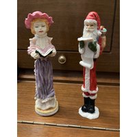 Große Skinny Santa Und Caroler 1990Er Jahre von FoundInJanetsAttic