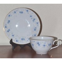Arzberg Blaue Blumen Vintage Teetasse & Unterteller "Vergissmeinnicht" Oder "Vergissmeinnicht"." Arzberg Blaue Blumen Vintage Teetasse & Unterteller "Vergissmeinnicht" Oder "Vergissmeinnicht"." von FoundTeaSetTreasures
