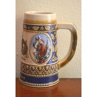 Budweiser Relief Pferd Anheuser Busch Kobalt Blau Bierkrug Ceramarte Brasilien von FoundTeaSetTreasures