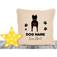 Cane Corso Hunde Geschenk Personalisiertes Kissen Mit Hülle Hund Sitzt Hier Name 18x18 Für Besitzer Oder Furbaby Weihnachten von Fourleafclovergifts