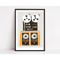 Reel To Tonbandgerät Print Vintage Audio Poster von FoxAndVelvet
