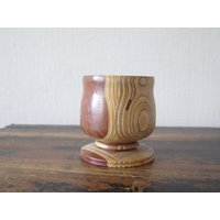 Vintage Hölzerne Footed Candy Dish Runde Servierplatte Holzschale Holzbecher @ 237-57 Vintage Hölzerne Footed Candy Dish Runde Servierplatte Holzschale Holzbecher @ 237-57 von FoxBoxMarket