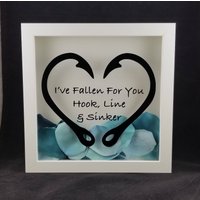 Fisch Nautical Love Zitat Valentinstag/Jahrestag Sweetest Day Shadowbox von FoxEtchingDesigns