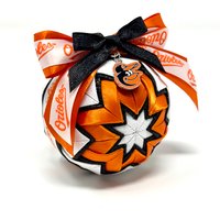 Baltimore Orioles - Weiß Handgemachtes Gequiltetes Ornament von FoxOnTheMoonLLC
