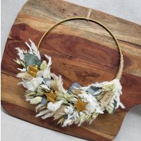 Trockenblumenkranz Weinachten, Weihnachtskranz Pampas, Kranz Winter Gold, Weihnachtsdeko Zum Aufhängen, Türkranz Eukalyptus, Wichtelgeschenk von FraeuleinBelle