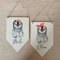Personalisierter Holzwimpel, Namensschild, Taufgeschenk, Türschild, Kinderzimmer Deko von FraeuleinFred