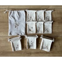 Weihnachtskalender Aus 24 Säckchen Mit Motiv Zum Selbst Befüllen Inkl. Personalisierbaren Geschenkbeutel, Adventskalender von FraeuleinFred