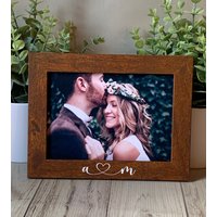 5x7 Verlobungsbilderrahmen, Benutzerdefinierter Bilderrahmen, Hochzeitsbilderrahmen, Verlobungsgeschenk, Personalisierter Bilderrahmen von FrameMyPhoto