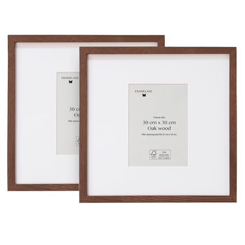 Framelane Set of 2 Bilderrahmen 30x30 - FSC-Zertifiziertes Holzbilderrahmen Dunkelbraun Aus Eichenholz, Mit Passepartout, Kratzfestes & Bruchsicheres Acrylglas, Für Wandmontage Hoch- Oder Querformat von Framelane