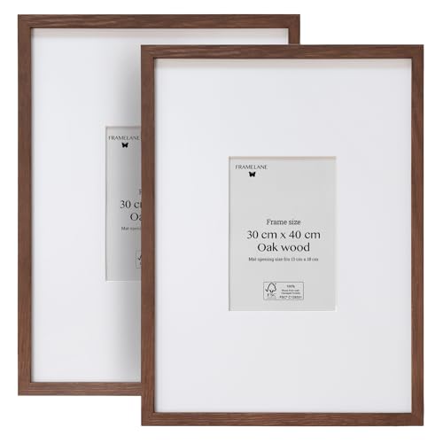 Framelane Set of 2 Bilderrahmen 30x40 - FSC-Zertifiziertes Holzbilderrahmen Dunkelbraun Aus Eichenholz, Mit Passepartout, Kratzfestes & Bruchsicheres Acrylglas, Für Wand- Oder Tischmontage von Framelane