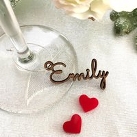 Personalisierte Weinglas Charms | Benutzerdefinierte Namensschilder Laser Cut Getränke Marker Für Hochzeiten & Events Personalisierte Weinglas Charms | Benutzerdefinierte Namensschilder Laser Cut Getränke Marker Für Hochzeiten & Events von FranJohnsonHouse