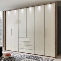 Schlafzimmerkleiderschrank in Beige und Eiche Trüffelfarben glasbeschichtet von Franco Möbel