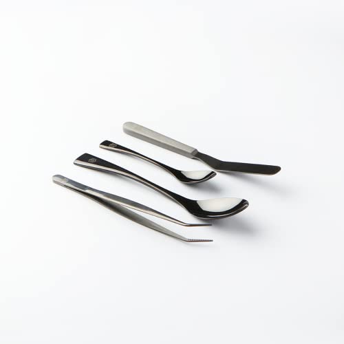 Chef Frank Haasnoot Plattier-Set | Utensilienset | Schwarz | 4 Stück hochwertige Werkzeuge im Koffer | Kulinarisches Set | Garnierpinzette, Quenellöffel & Spatel | Lebensmittel-Styling | Plating Tools von Frank Haasnoot Shop FH
