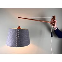 Auslegerleuchte Angelleuchte Um 1960 Teakholz, Wandlampe Teak I Danish Design von FrauVaseDesigns