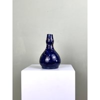 Jugendstil Keramik Vase Blau I Unterseitig Signiert - Gesetzlich Geschützt 43 Jugendstil Keramik Vase Blau I Unterseitig Signiert - Gesetzlich Geschützt 43 von FrauVaseDesigns