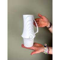 Mid-Century Op Art Vase Von Royal Kpm in Weiß Bisquit I Vintage Porzellan Bavaria, Germany - Weisse Porzellanvase Deutschland Mid-Century Op Art Vase Von Royal Kpm in Weiß Bisquit I Vintage Porzellan Bavaria, Germany - Weisse Porzellanvase Deutschland von FrauVaseDesigns