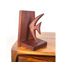 Vintage Teakholz Fisch Buchstütze/Bookend Aus Geschnitztem Holz Teak Danish I Dänemark 70Er von FrauVaseDesigns