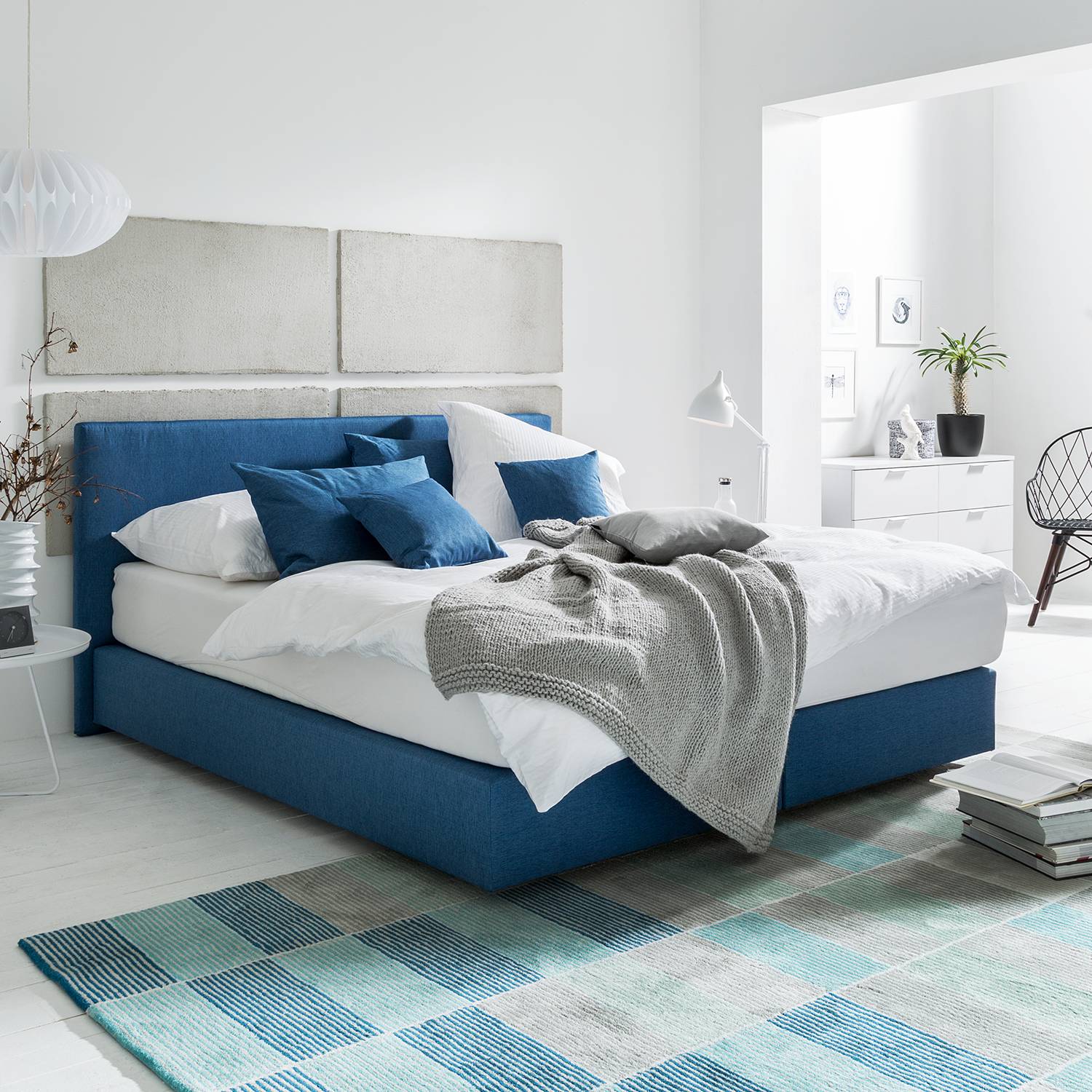 Fredriks Boxspringbett Ramona VII 180x200 cm Strukturstoff Brilliantblau mit Matratze/Kaltschaumtopper Modern von Fredriks