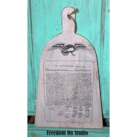 Lasergraviertes Schneidebrett - Unabhängigkeitserklärung von FreedomOnStudio