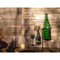 Kombinierter Glashalter Und Flaschenhalter Für Den Garten Kombinierter Glashalter Und Flaschenhalter Für Den Garten von FreihandSchmiede
