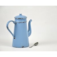 Blaue Emaille Kaffeekanne Vintage - Barware Küchenregal Dekor Metallvase Blumen von FrenchTouchBoutique