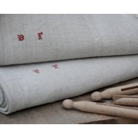 Vintage Hanf Geschirrtücher 20Er Jahre Küchen Dekor Mit Rotem Monogramm von FrenchTouchBoutique