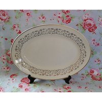 Jahrgang Französisch Digoin Sarreguemines Veritable Opak Oval Servierschale Made in Frankreich Steingut Flach Tablett Weiß Gold Rand Hochzeit Land von FrenchVintageGoodies