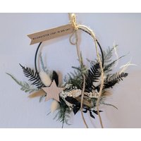 Trockenblumenkranz Weihnachten, Weihnachtskranz, Trockenblumenring, Türkranz, Wichteln, Boho Deko, Weihnachten Geschenk, Wohndeko Schwarz Trockenblumenkranz Weihnachten, Weihnachtskranz, Trockenblumenring, Türkranz, Wichteln, Boho Deko, Weihnachten Geschenk, Wohndeko Schwarz von Freudenkraenzchen