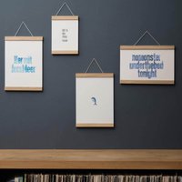 Posterleiste Statt Bilderrahmen Eiche Natur Mit Magneten Für Din A5/A4 A3 A2 Flexible Holzleisten Poster Zeichnungen Posterleiste Statt Bilderrahmen Eiche Natur Mit Magneten Für Din A5/A4 A3 A2 Flexible Holzleisten Poster Zeichnungen von FreyStilBayern