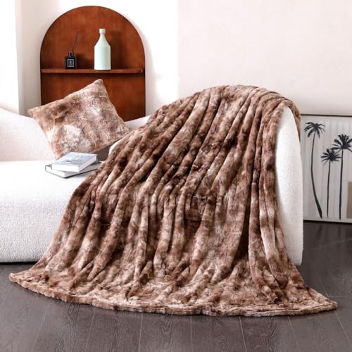 Freyamy Flauschige Kuscheldecke 150x200cm Braun Flanell Luxus Wohndecke Winter Warme Fleecedecke Tragbare Wendedecke Überwurfdecke Wohnzimmerdecke Flannell Sofadecke TV-Decke Plüsch Tagesdecke von Freyamy