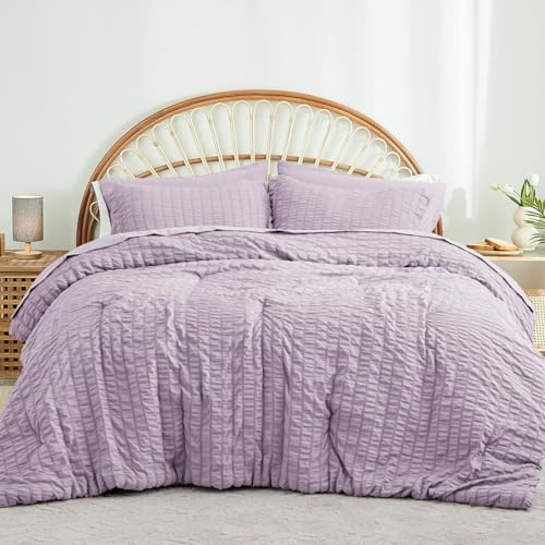 Freyamy Seersucker Bettwäsche 200x220cm 3teilig Lila Geprägt Streifen Strukturiert Bettwaren-Sets Uni Gebürstet Microfaser Weiche Bettbezug mit Reißverschluss und 2 Kissenbezug 80x80cm Freyamy Seersucker Bettwäsche 200x220cm 3teilig Lila Geprägt Streifen Strukturiert Bettwaren-Sets Uni Gebürstet Microfaser Weiche Bettbezug mit Reißverschluss und 2 Kissenbezug 80x80cm von Freyamy