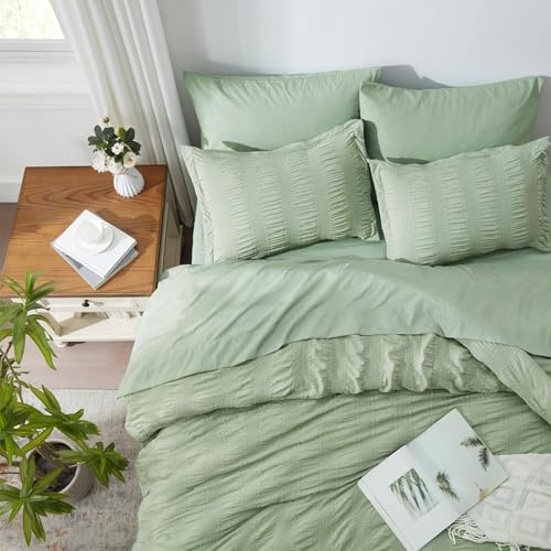Freyamy Seersucker Kissenbezug 80x80cm 2er Set Grün Salbeigrün Geprägt Streifen Strukturiert Chic Kopfkissenbezug Gebürstet Microfaser Weiche Kissenhülle Bequem Kissenbezug mit Reißverschluss Freyamy Seersucker Kissenbezug 80x80cm 2er Set Grün Salbeigrün Geprägt Streifen Strukturiert Chic Kopfkissenbezug Gebürstet Microfaser Weiche Kissenhülle Bequem Kissenbezug mit Reißverschluss von Freyamy
