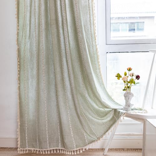 Freyamy Vorhänge Durchscheinend Bohemian Bestickte Grün Streifen Quasten Vorhang Baumwolle Leinen Gardinen Boho Vintage Schiebevorhänge Blickdich Fensterdekoration 2er Set (B140xH160) von Freyamy